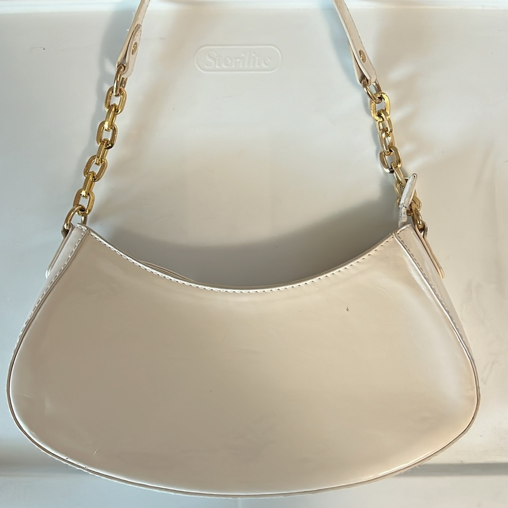 Elegant Cream Shoulder Bag